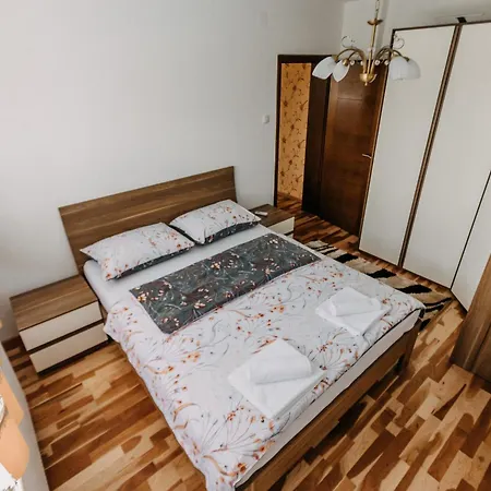 Lamija וילה Bihać